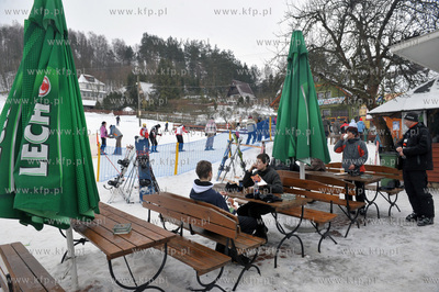 Zimowy wypoczynek na stoku Koszalkowo w Wiezycy na...