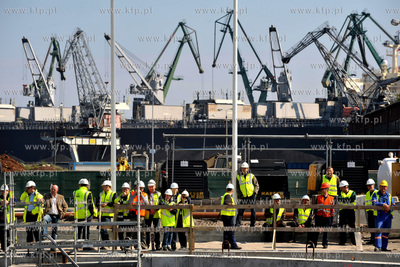 Gdansk, ul. Ku Ujsciu. Chrzest maszyny TBM, ktora otrzymala...