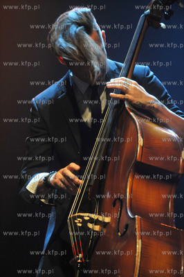 Stary Manez. Koncert Wojtek Mazolewski Quintet. Nz...