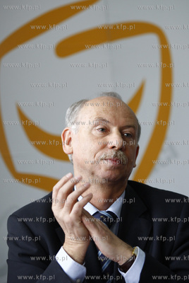 Gdynia. Wyzsza Szkola Administracji i Biznesu. Pierwsza...