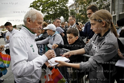 Ceremonia powitania drużyny Irlandii na Placu Przyjaciol...