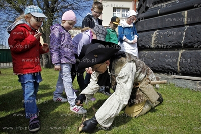 Otwarcie sezonu w historycznej latrni morskiej w Gdansku...