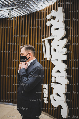 Gdańsk. Konferencja prasowa przewodniczącego NSZZ...