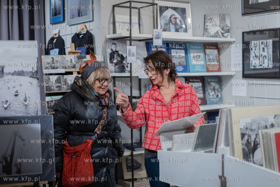 Galeria Sztuk Różnych Kosycarz&Beneda. Promocja autorskich...