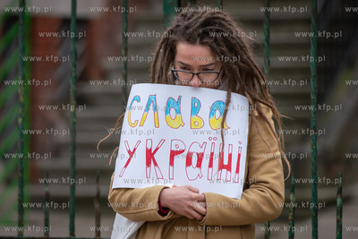 Gdańsk. Manifestacja pod konsulatem Rosji we Wrzeszczu....