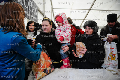 Gdansk. Targ Weglowy. XVII Wigilia dla ubogich, samotnych...