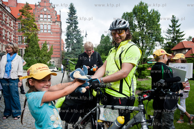 Politechnika Gdanska. Start wyprawy rowerowej do okola...