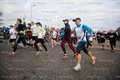 Gdynia. Skwer Kosciuszki. Start Biegu Niepodleglosci.
11.11.2013
fot....