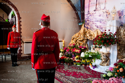 Gdansk.Wielka Sobota w kosciele sw. Franciszka z Asyzu....