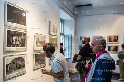 Gdansk. Nadbaltyckie Centrum Kultury. Uroczystosc wreczenia...