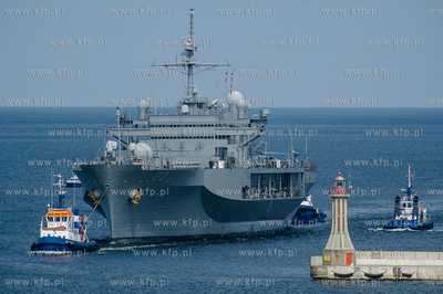 Gdynia. Wizyta amerykaskiego okretu USS Mount Whitney....