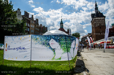 Gdańsk. Targ Węglowy. Przygotowane na czas Jarmarku...