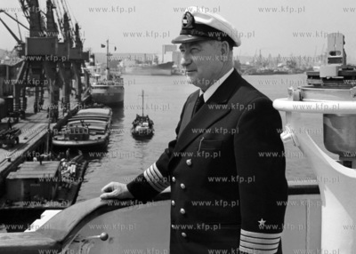 Walter Bobler, kapitan statku Gosta Berling, pierwszego...