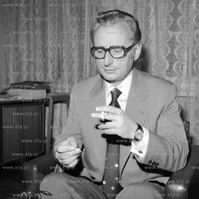 Tadeusz Kuta - redaktor naczelny Głosu Wybrzeża.
15.11.1978
3listopad78_z.kosycarz_p21
Fot....