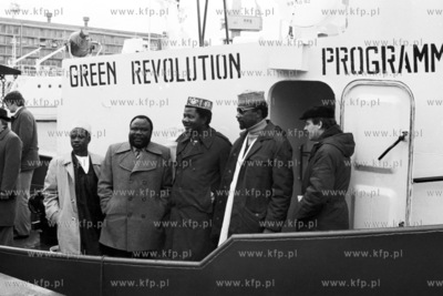 Uroczystość podniesienia bandery nigeryjskiej na...