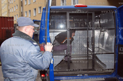 Zyciu poltorarocznego Kacpra, ktory poparzony trafil...
