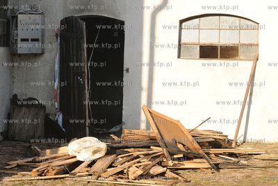 Reda k/Wejherowa. Stadnina Koni Pegaz po pozarze, w...