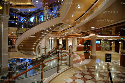 Wnetrza wycieczkowska Emerald Princess.
21.08.2009
fot....