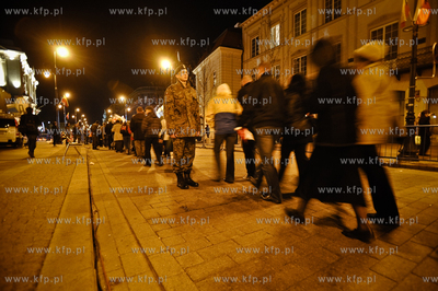 Pozegnanie pary Prezydenckiej na Krakowskim Przedmiesciu...