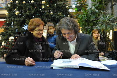 CH Manhattan w Gdansku - Wrzeszczu. Premiera polaczona...