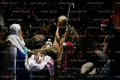 Tradycyjne gdanskie szopki bozonarodzeniowe. Nz. Szopka...