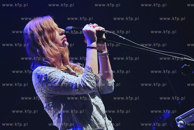 Klub Zak w Gdansku. Babskie granie - zespol Oszibarack...