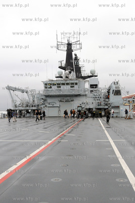 Wspolne cwiczenia okretow i lotnictwa Marynarki Wojennej...