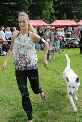 W Zespole Dworsko - Parkowym  w Gdyni Kolibkach odbyla...