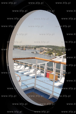 Do Portu w Gdyni przyplynal wycieczkowiec Marina. Marina...