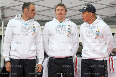 BCT Gdynia Maraton 2012. Nz Dekoracja zawodnikow 25.08.2012...