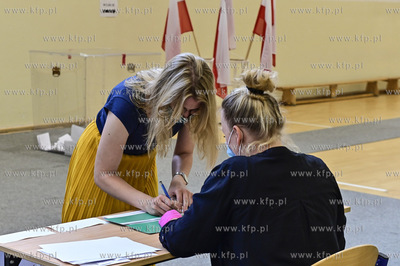 Zespol Szkol Handlowych w Sopocie, ul. Wejherowska....