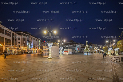 Sopot. Swiateczne iluminacje w Sopocie. 14.12.2020...