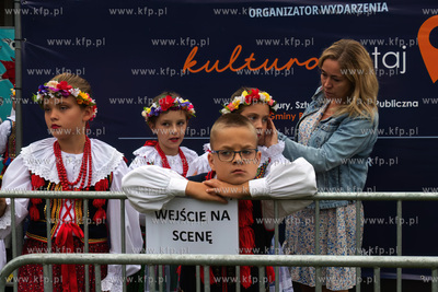 Dożynki w gminie Pruszcz Gdański w Cieplewie. Na...