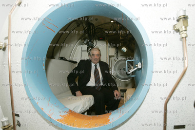 Akademia Medyczna Gdansk, Instytut Medycyny Tropikalnej,...