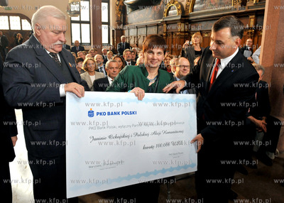 Gdansk, Dwor Artusa. Janina Ochojska, szefowa Polskiej...