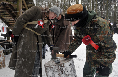 Rekonstrukcja obozu uczestnikow Powstania Styczniowego...