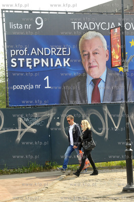 Kampania wyborcza do Europarlamentu. Bilbord wyborczy...