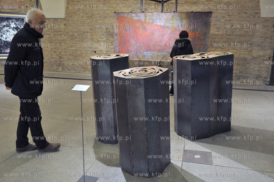 Otwarcie dla zwiedzajach wystawy "Metafora i rzeczywistosc...