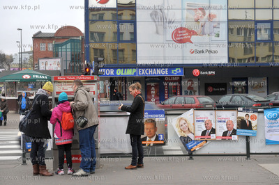 Gdansk Wrzeszcz. Kampania wyborcza do samorzadow. Plakaty...