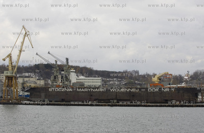 Gdynia. Stocznia Marynarki Wojennej.
14.11.2007
fot....