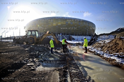 Gdańsk. Początek prac przy budowie  tunelu dla pieszych...