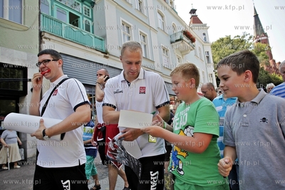 Koszykarze reprezentacji Polski w koszykowce z Marcinem...