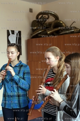 Zajęcia z muzyki w Pałacu Młodzieży w Gdańsku.
04.02.2015
fot....