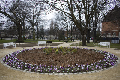 Sopot. Park przy Willi Herbstów.
30.03.2017
fot....