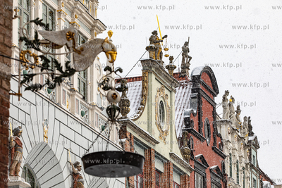 Zima w Gdańsku. Kamienice na Długim Targu.
09.02.2021
fot....