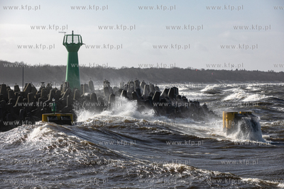 Kołobrzeg. Sztorm na Bałtyku.
23.02.2022
fot. Krzysztof...