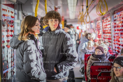 Specjalnie udekorowany walentynkowy tramwaj Bombardier...