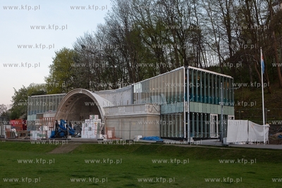 Gdynia, Pl. Grunwaldzki. Modernizacja i rozbudowa muszli...