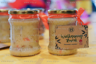 Sopot. Hala 100-lecia. Śniadanie wielkanocne dla potrzebujących...