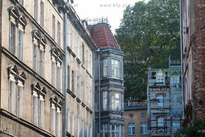 Rewitalizaja Biskupiej Górki. Nz. Kamienice przy ul....